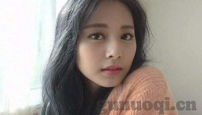 好色人妻-探索人性的多面性，好色与婚姻的微妙平衡